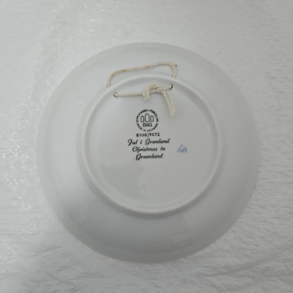 Bing & Grondahl 1972 Christmas in Greenland Porcelain Plate B&G 8000/9072 Blue